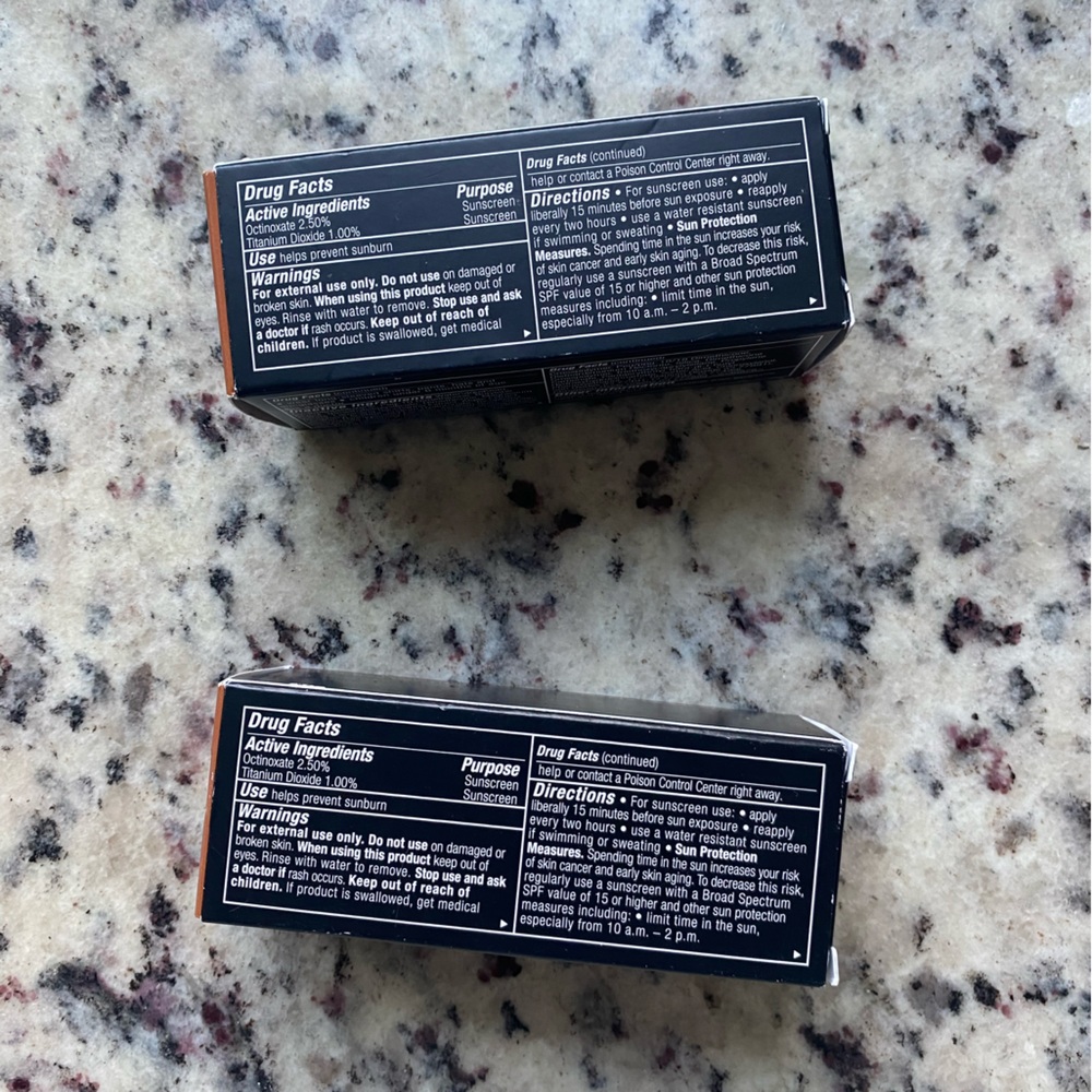 NWT MAC Studio Fix Fluid SPF 15. - Picture 4 of 7